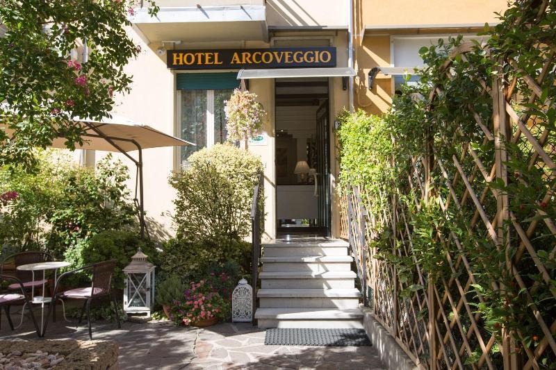 Hotel Arcoveggio Bolonia Exterior foto